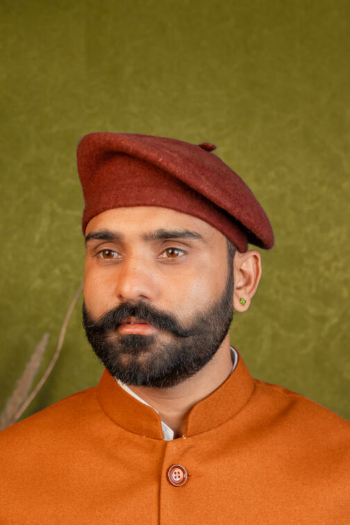 Beret Cap in Brown - Image 3